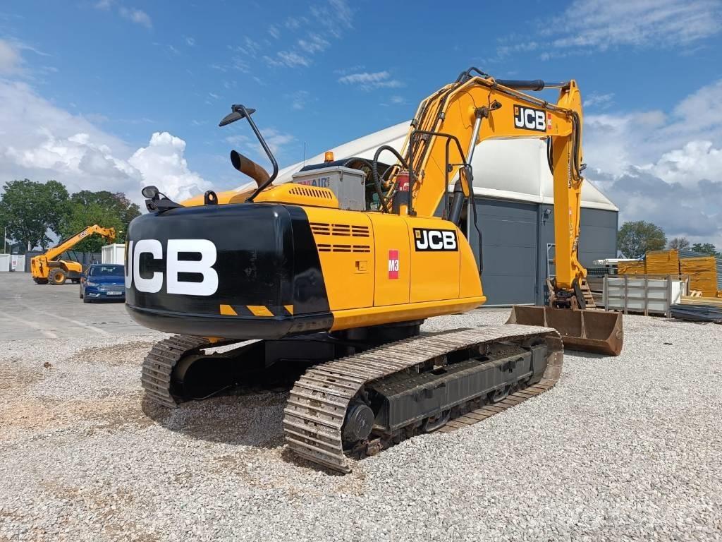 JCB JS 220 LC Гусеничные экскаваторы