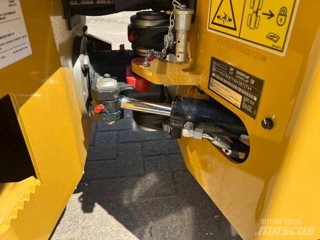 CAT CB1.7 Другие дорожные катки