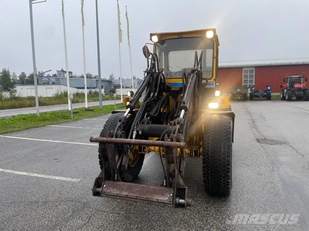 Volvo BM 4200 Фронтальные погрузчики