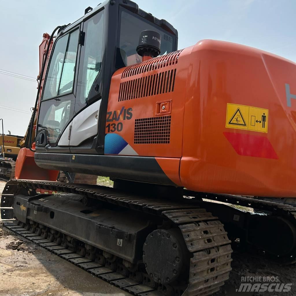 Hitachi 130 Гусеничные экскаваторы