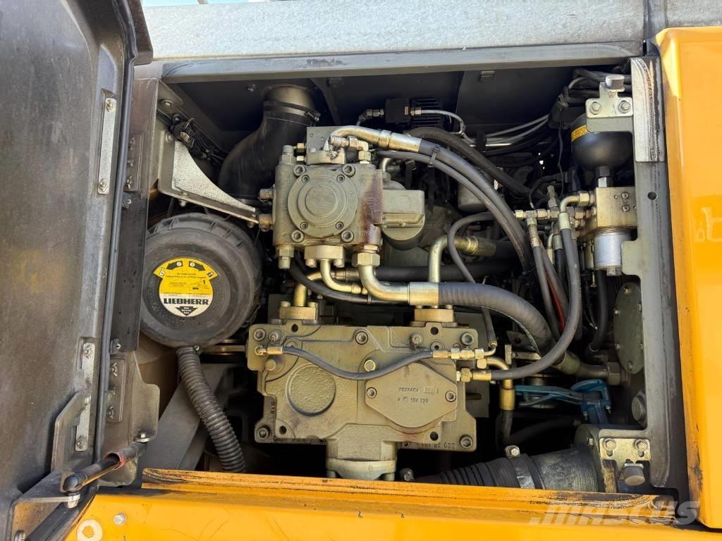 Liebherr LH 30 M Перегружатели металлолома/промышленные погрузчики