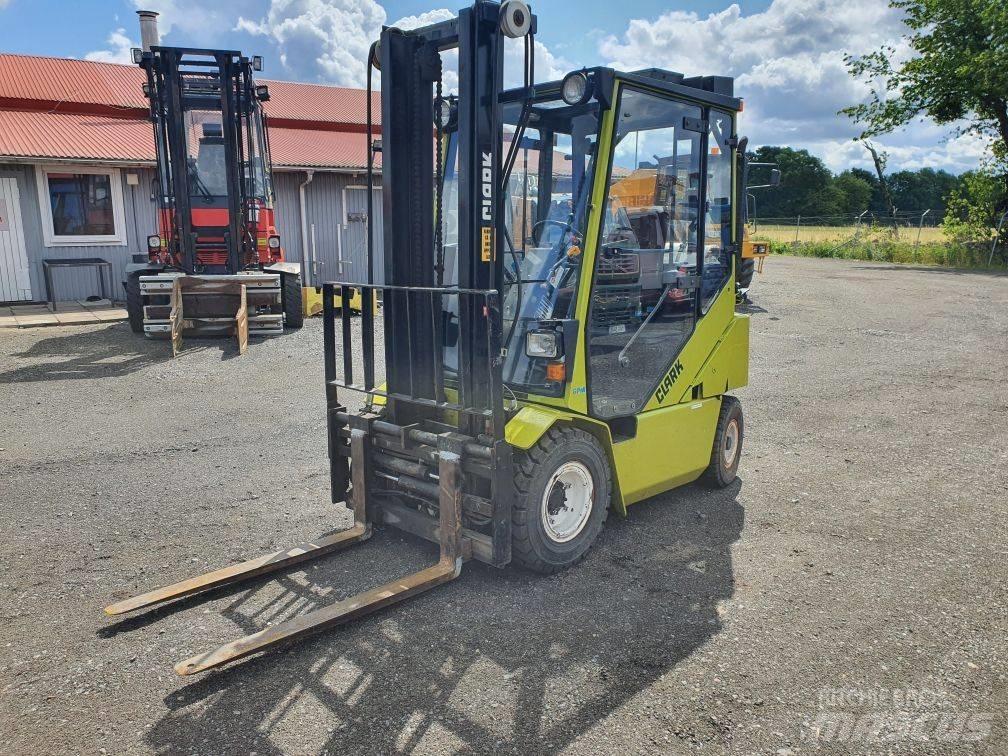 Clark GPM 20 Газовые погрузчики