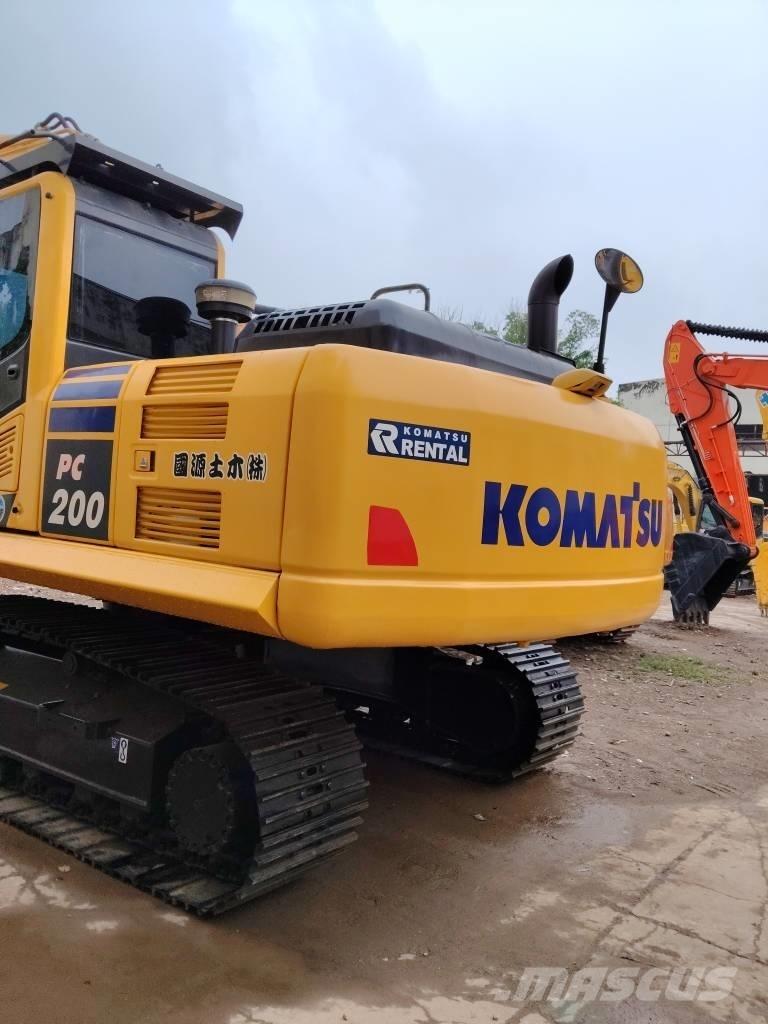 Komatsu PC 200-8 Гусеничные экскаваторы