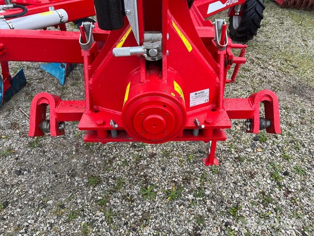 Ovlac Mini NH 7+2 Оборотные плуги
