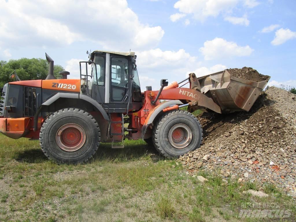 Hitachi ZW 220  Waage Фронтальные погрузчики
