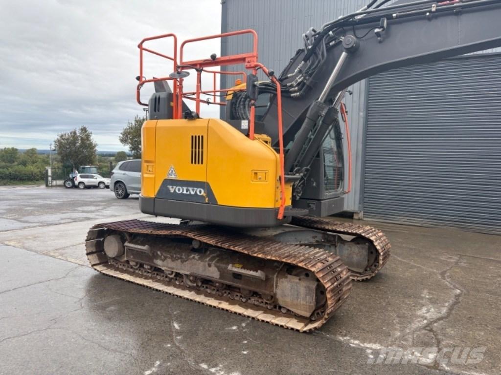 Volvo ECR 145 EL Гусеничные экскаваторы