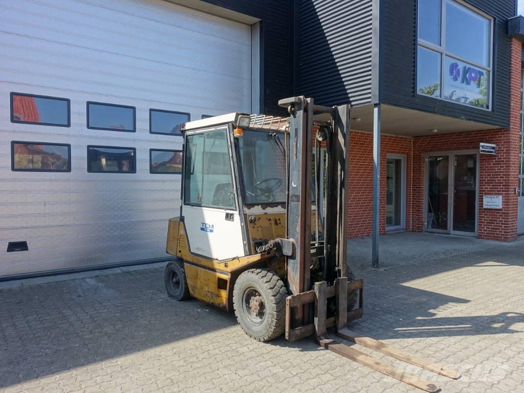 TCM FD 25 Z2 Дизельные погрузчики