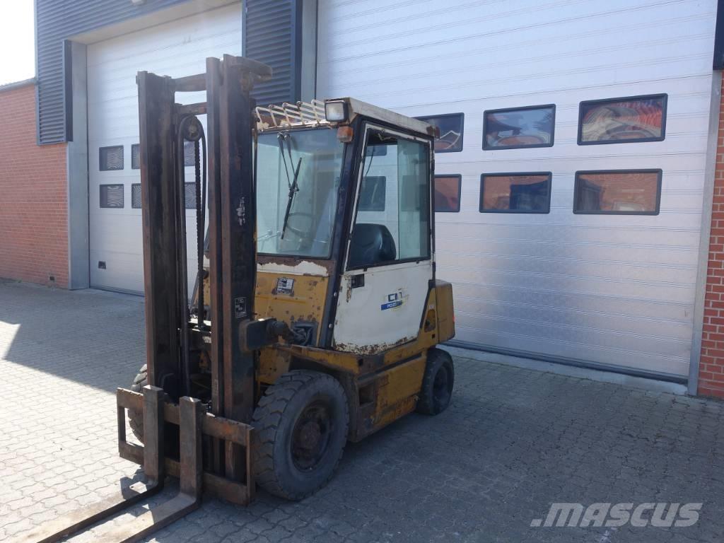 TCM FD 25 Z2 Дизельные погрузчики