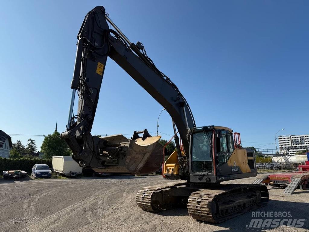 Volvo EC220 EL Гусеничные экскаваторы