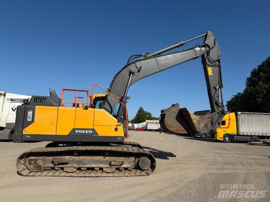 Volvo EC220 EL Гусеничные экскаваторы