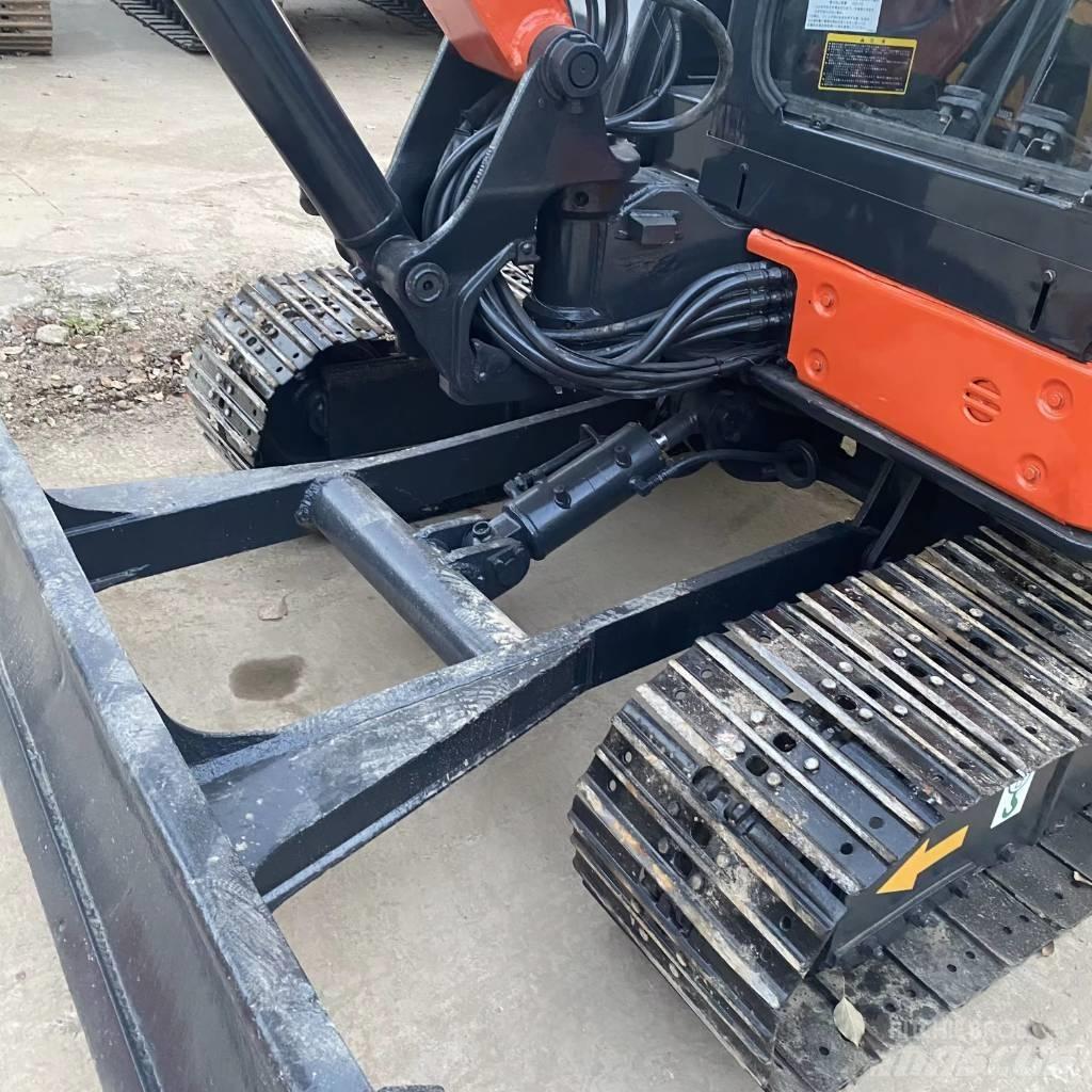 Hitachi ZX 50 U Гусеничные экскаваторы