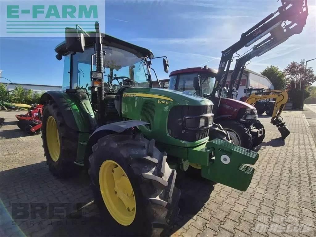 John Deere 5070 m Трактора