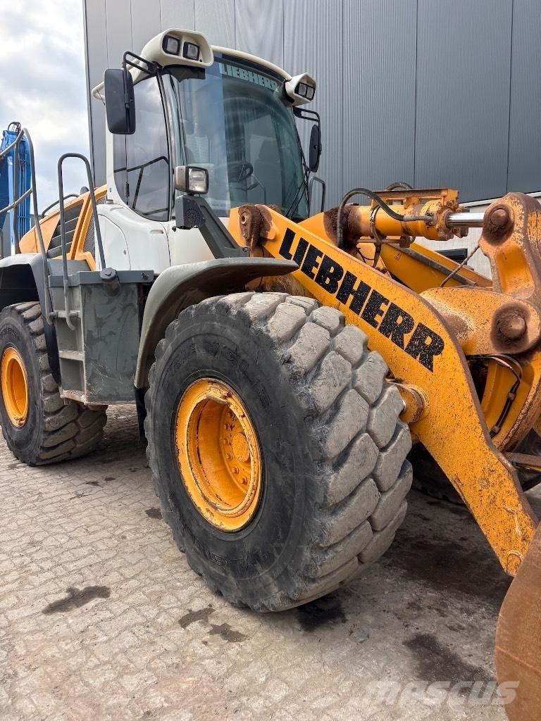 Liebherr L 550 Фронтальные погрузчики