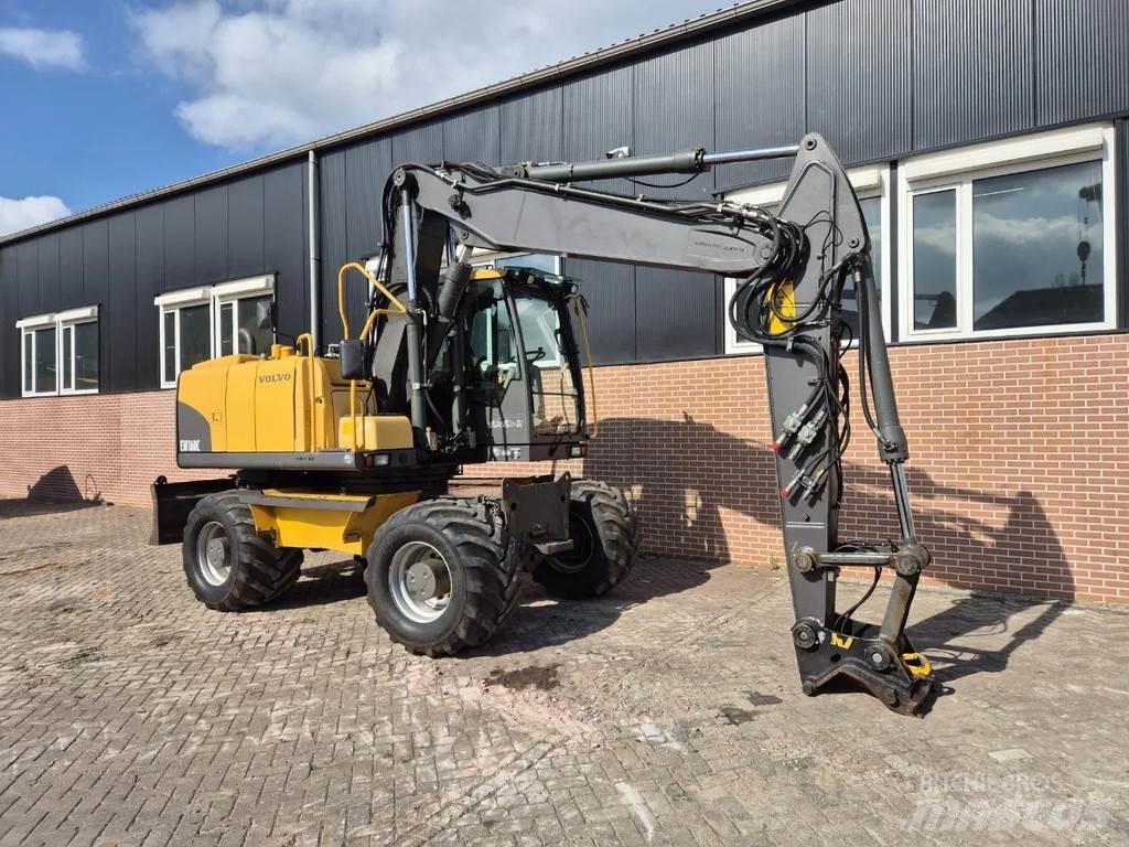 Volvo EW160C Колёсные экскаваторы