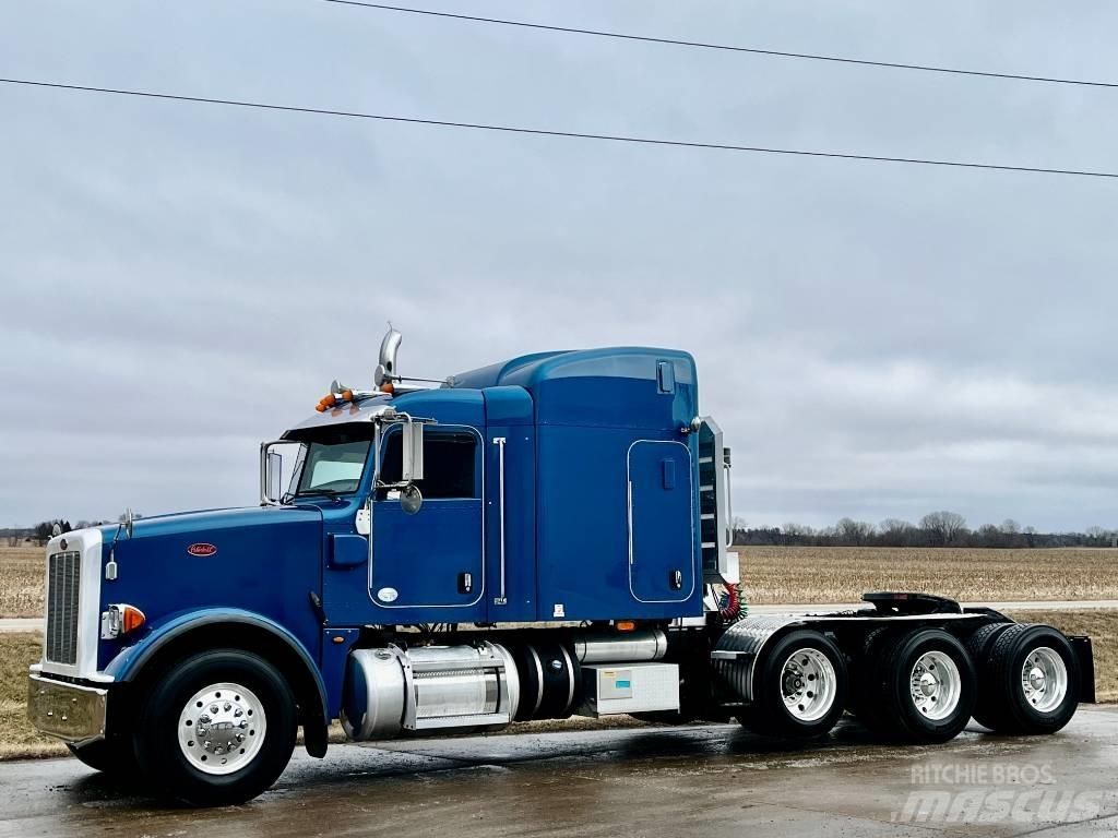 Peterbilt 367 Седельные тягачи
