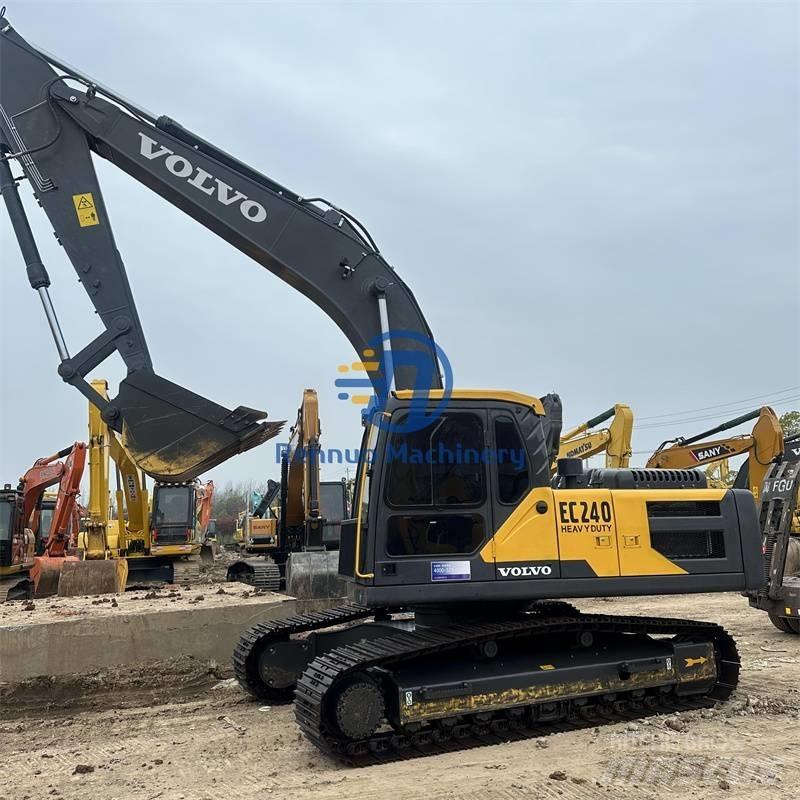 Volvo EC 240 Гусеничные экскаваторы