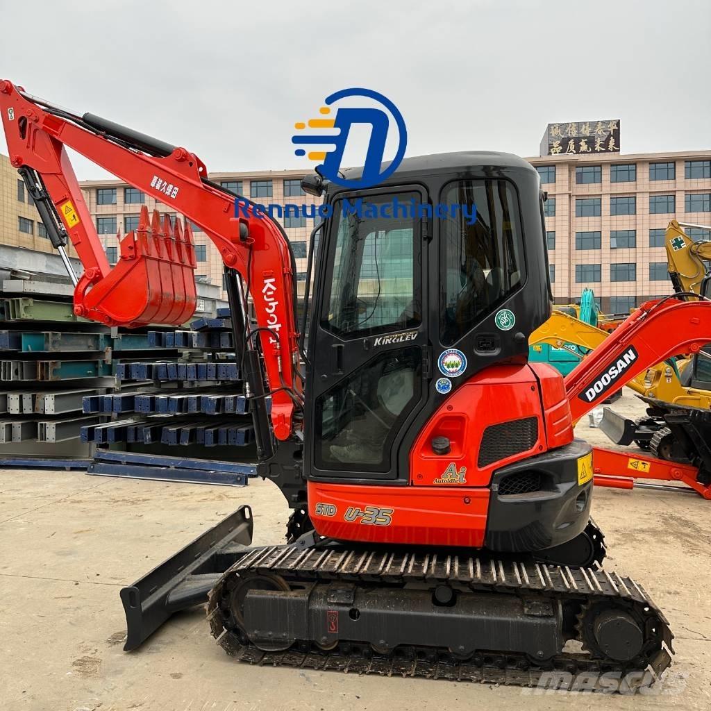 Kubota U 35 Мини-экскаваторы