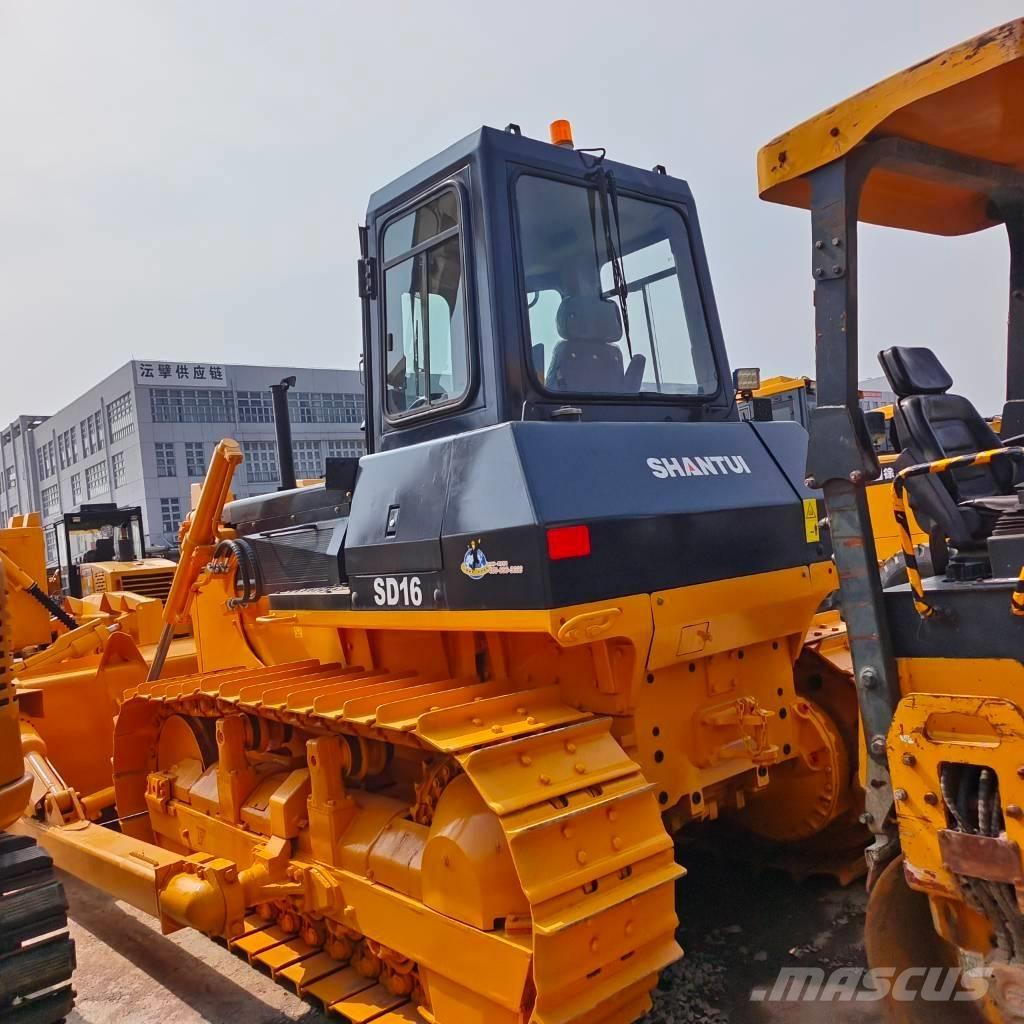 Shantui SD 16 Гусеничные бульдозеры