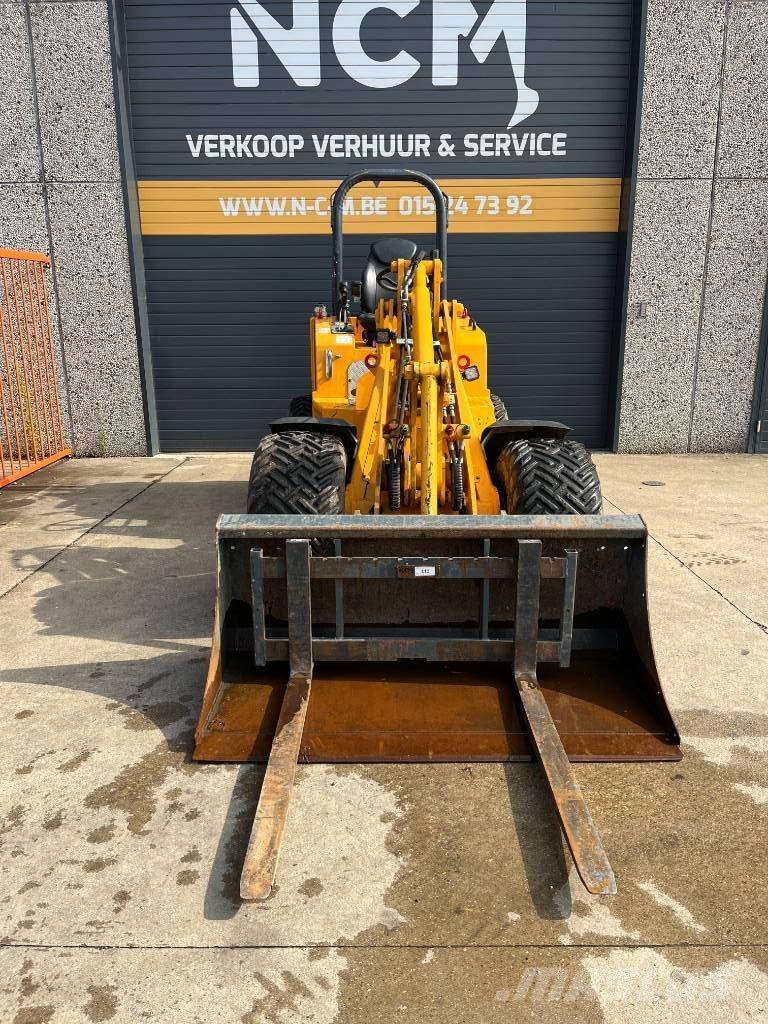 Knikmops KM 250 Фронтальные погрузчики