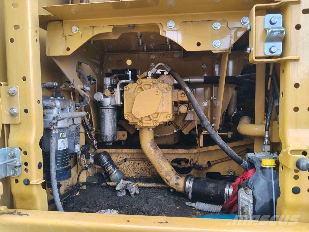 CAT 326 Гусеничные экскаваторы