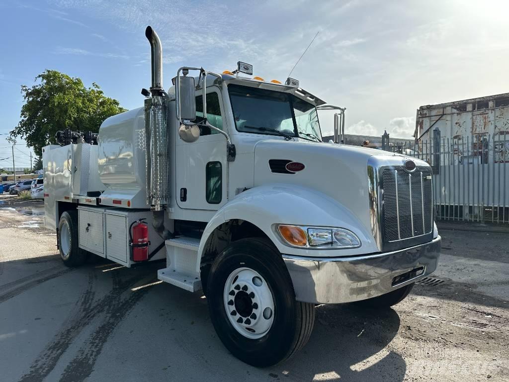 Peterbilt 335 Грузовики-цистерны