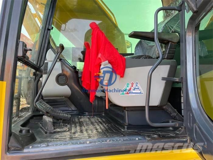 Komatsu PC 220-8 Гусеничные экскаваторы