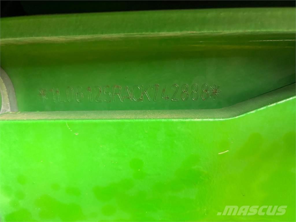 John Deere 6125R Трактора
