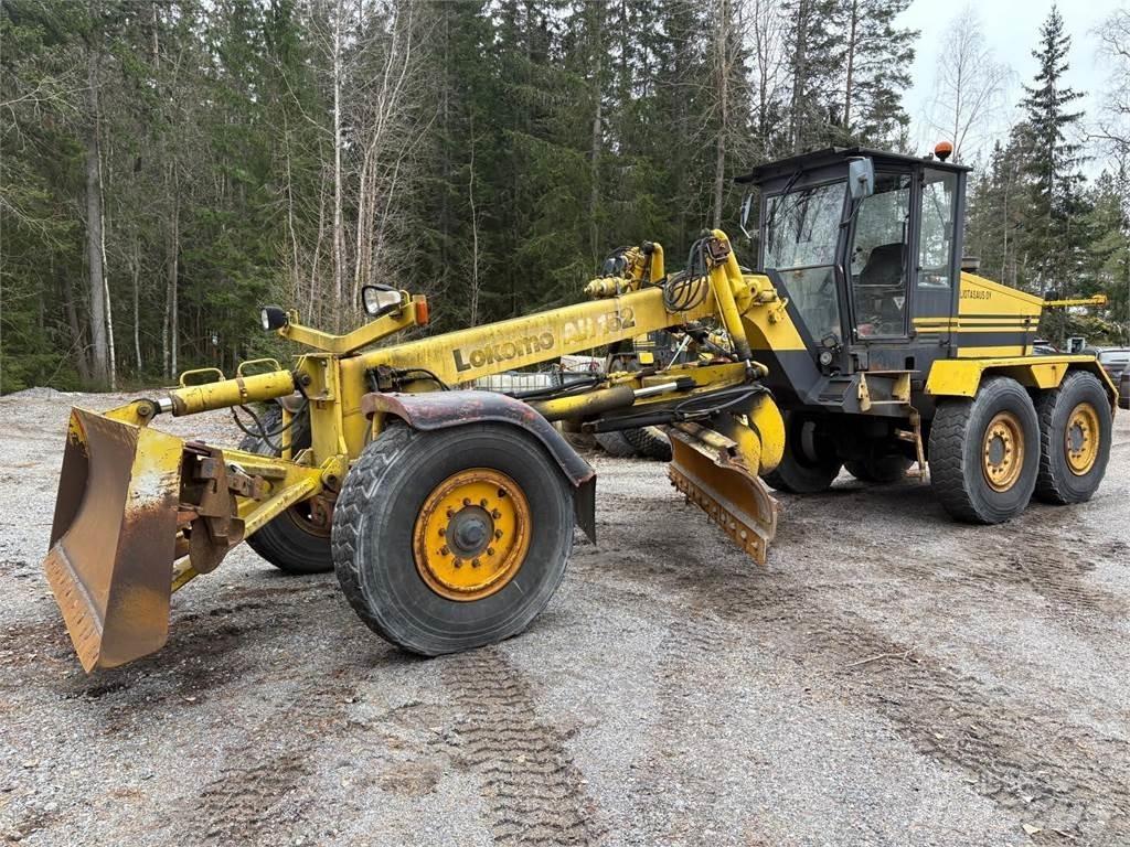 Lokomo AH 152 Грейдеры