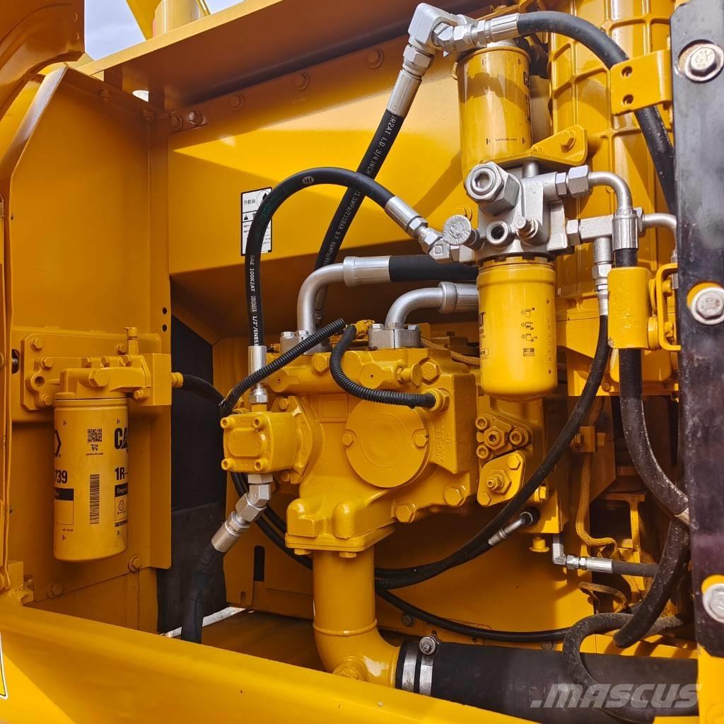 CAT 320 D2L Гусеничные экскаваторы