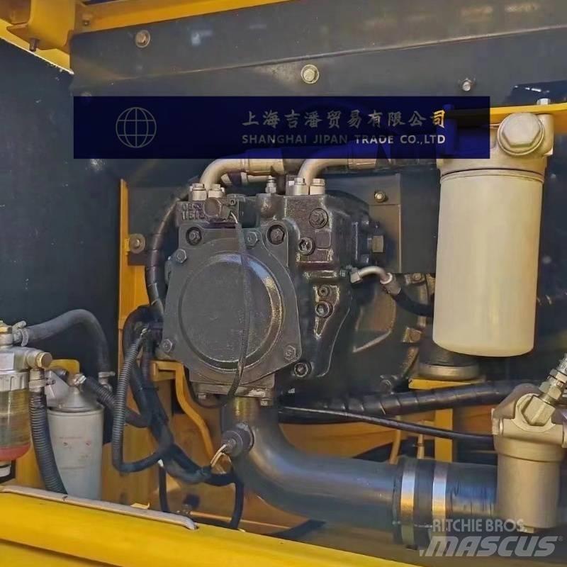 Komatsu PC 160 Гусеничные экскаваторы