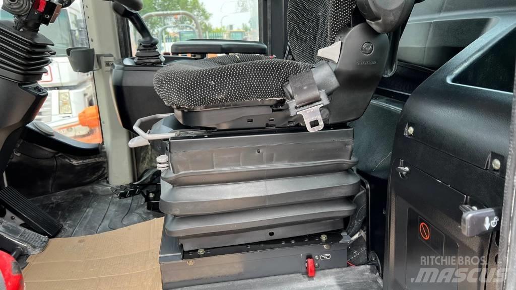 Doosan DL 200-5 Малые погрузчики