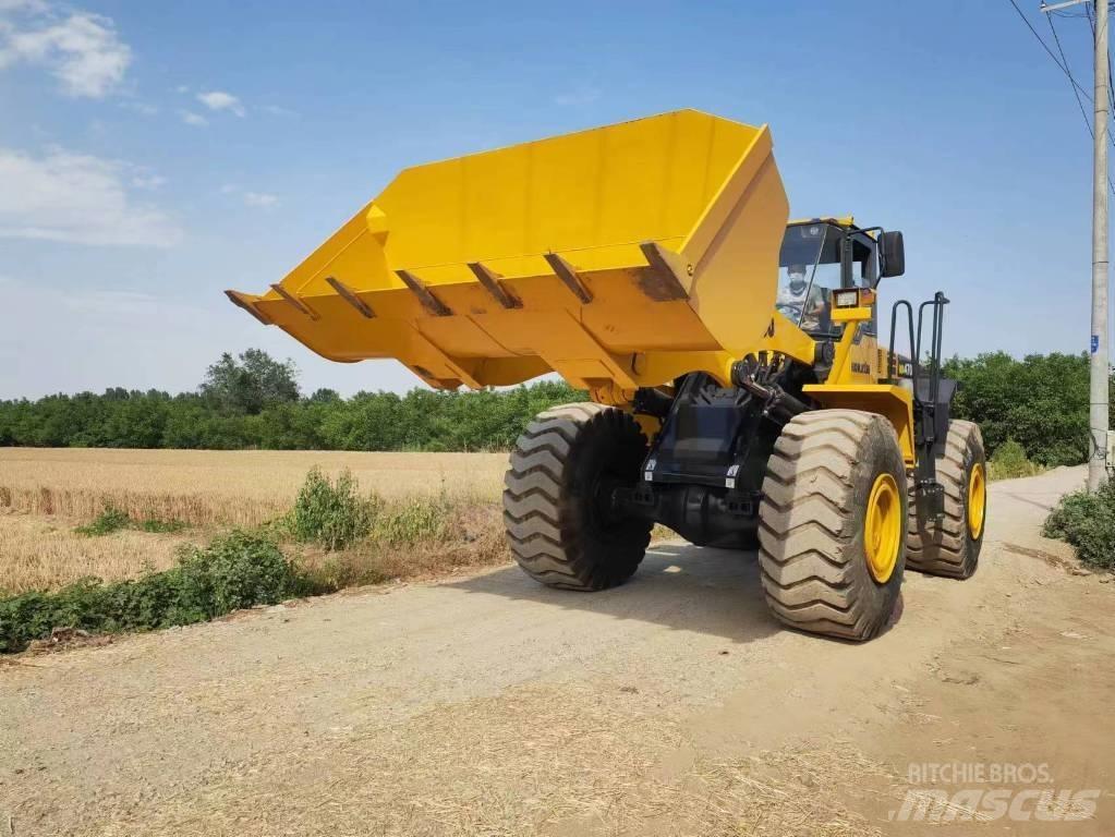 Komatsu WA 470-3 Фронтальные погрузчики