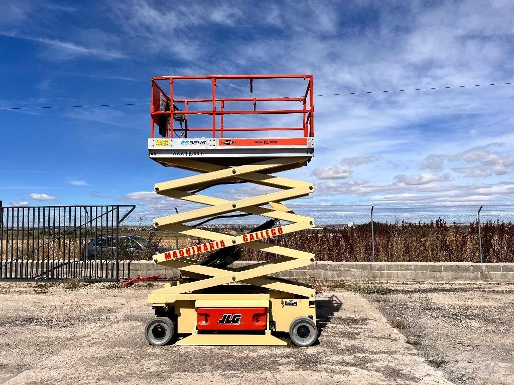 JLG 3246 ES Ножничные подъемники
