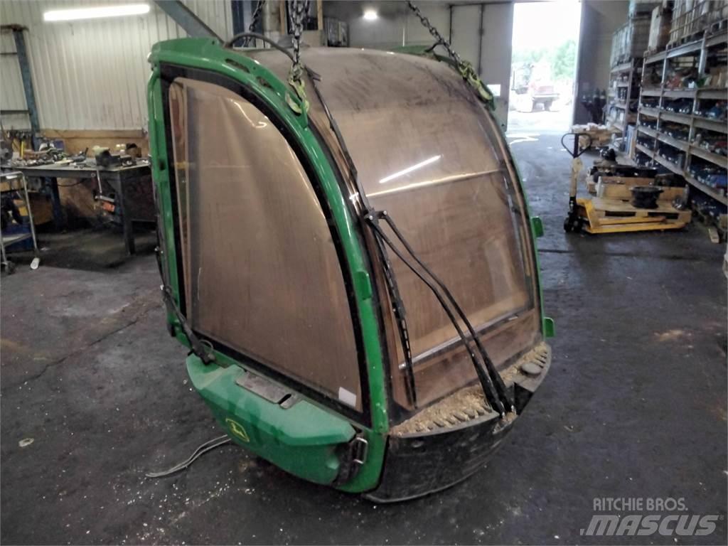 John Deere 1470G Кабины и интерьер