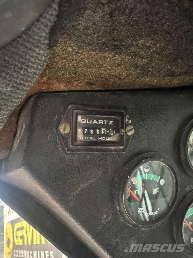 Bobcat 753 Мини-погрузчики