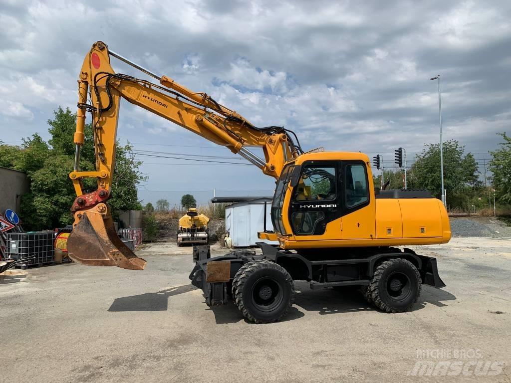 Hyundai ROBEX 170W-3 Колёсные экскаваторы