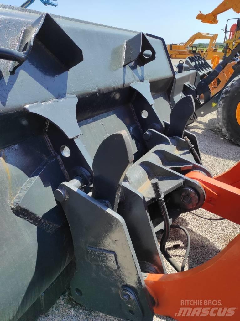 Doosan DL 350-5 Фронтальные погрузчики