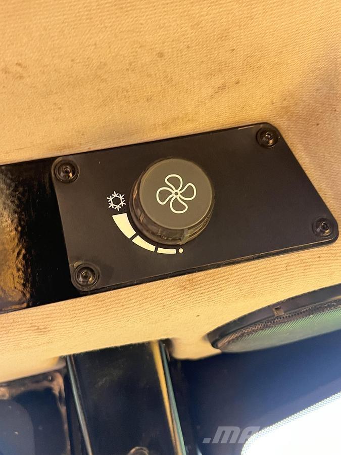 JCB 6T-3 Мини-самосвалы