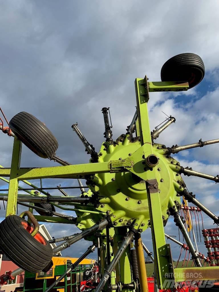 CLAAS 880 L Грабли-ворошилки