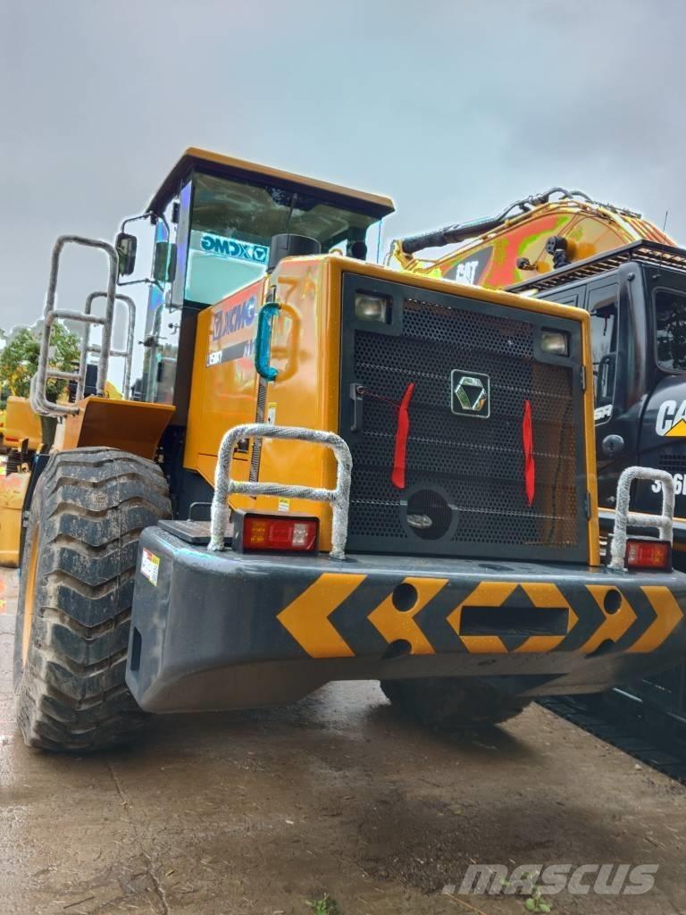 XCMG LW 500 KV Фронтальные погрузчики