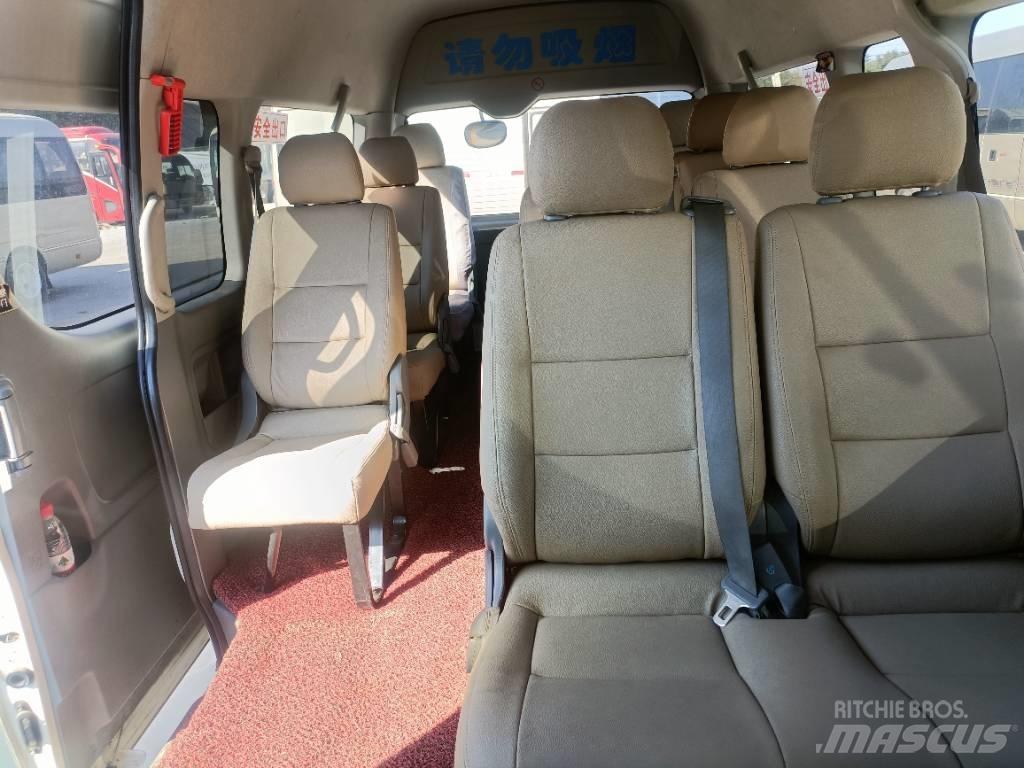 Toyota Hiace Междугородные автобусы