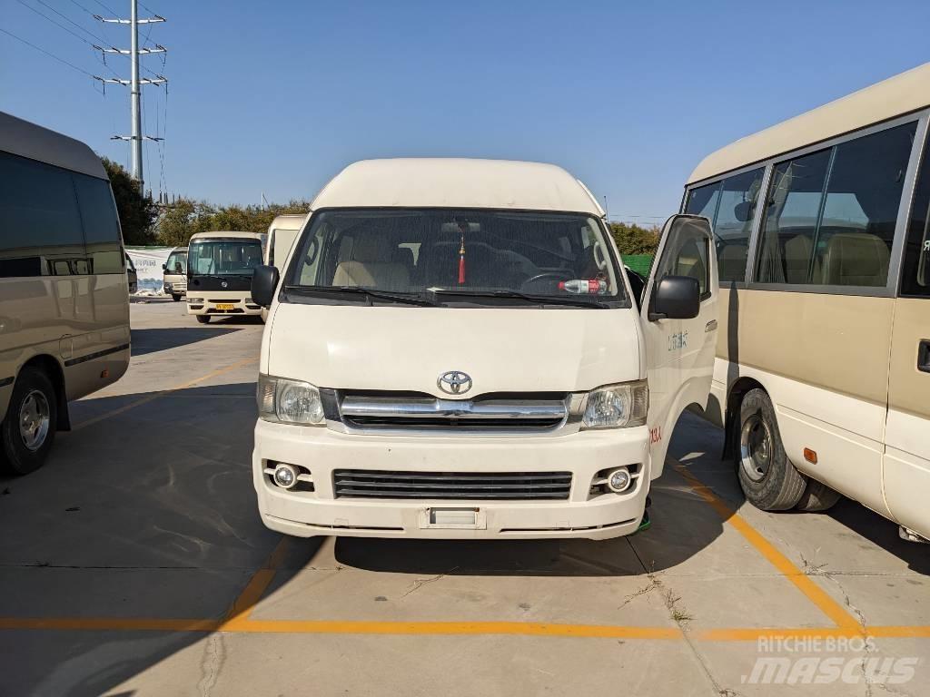 Toyota Hiace Междугородные автобусы