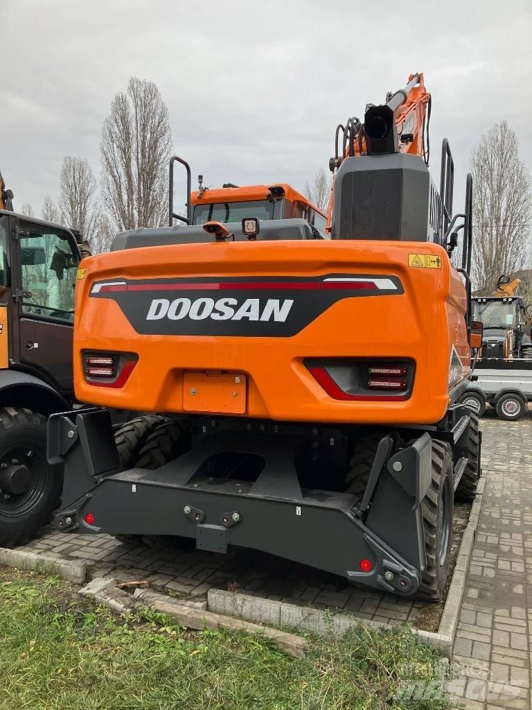 Doosan DX 170 W-7 Колёсные экскаваторы