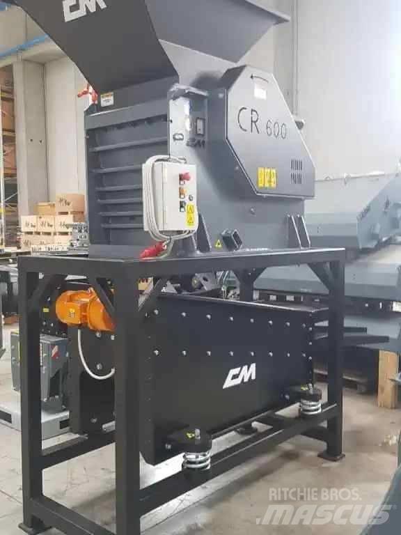 CM CR 600 Дробильные ковши