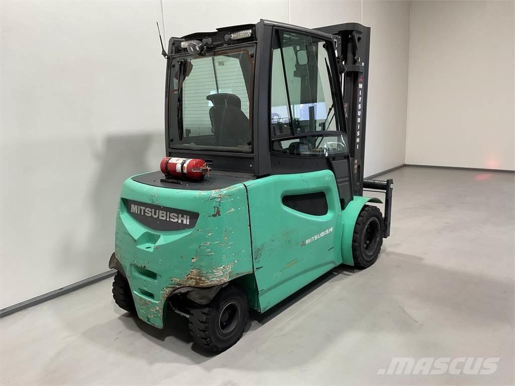Mitsubishi FB50-2 Электропогрузчики