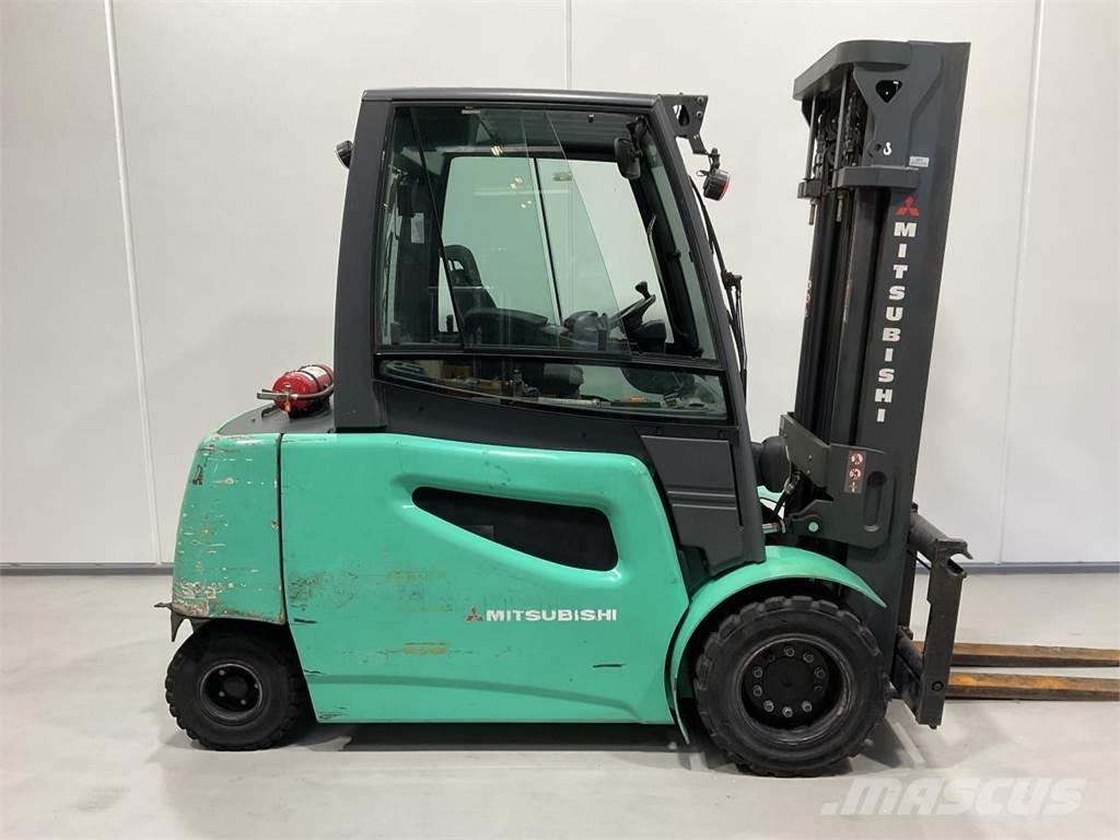 Mitsubishi FB50-2 Электропогрузчики