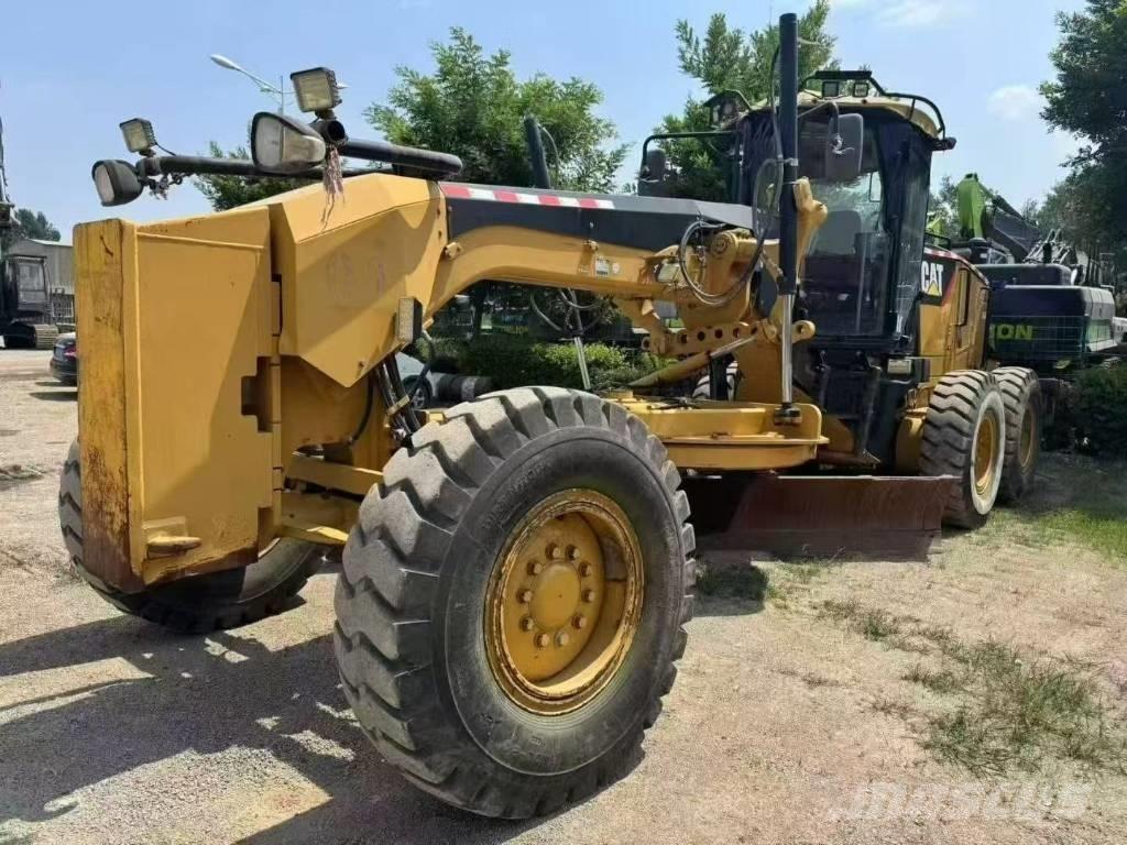 CAT 140 M Грейдеры