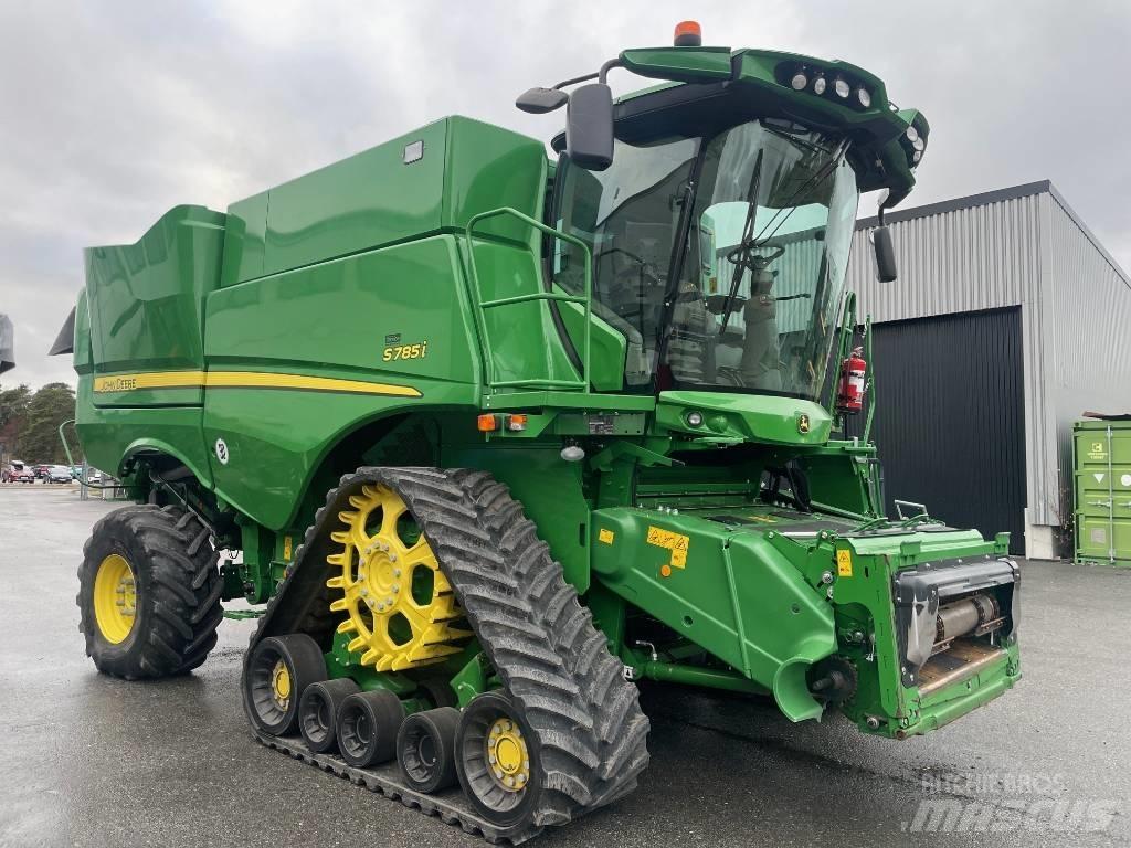 John Deere Tröska Зерноуборочные комбайны