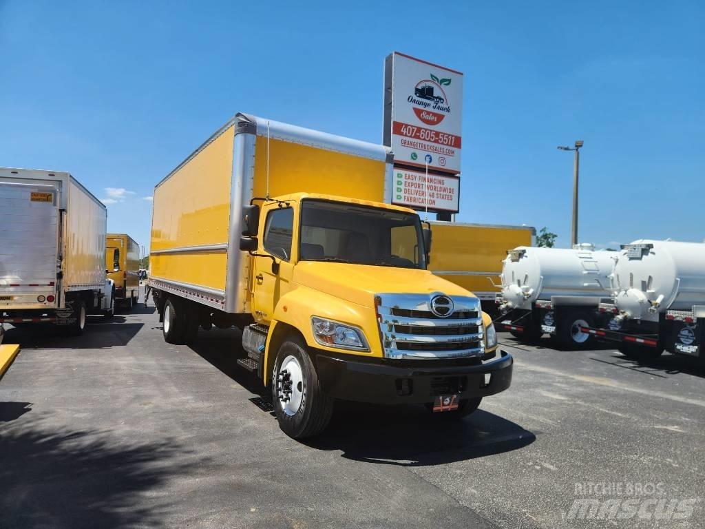 Hino 268 Грузовики-Фургоны