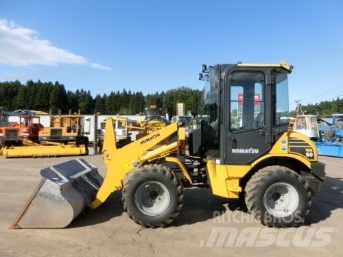 Komatsu WA50-6N0 Фронтальные погрузчики